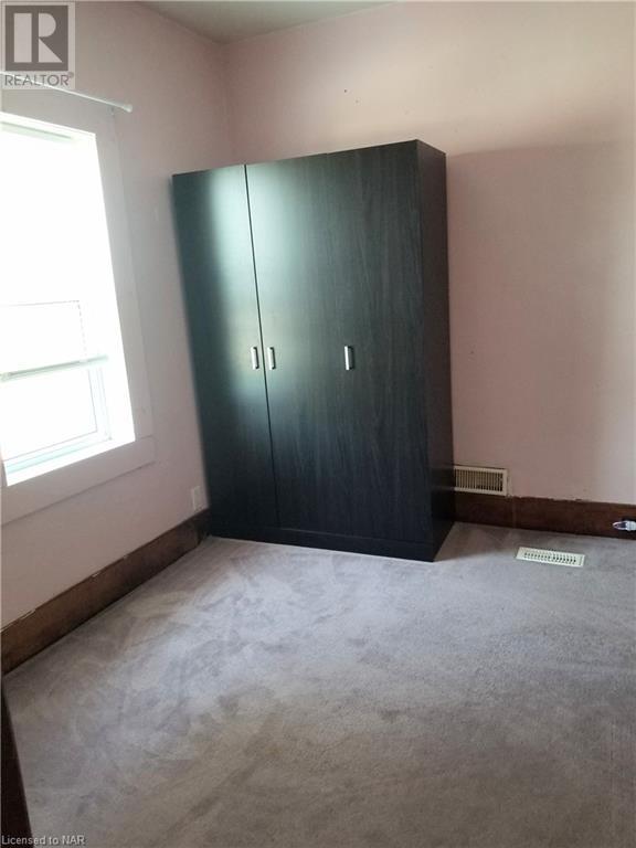 830 Elm Street, Port Colborne, Ontario  L3K 4R6 - Photo 14 - 40397109