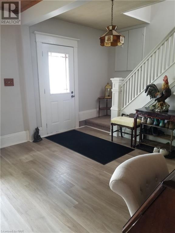 830 Elm Street, Port Colborne, Ontario  L3K 4R6 - Photo 3 - 40397109