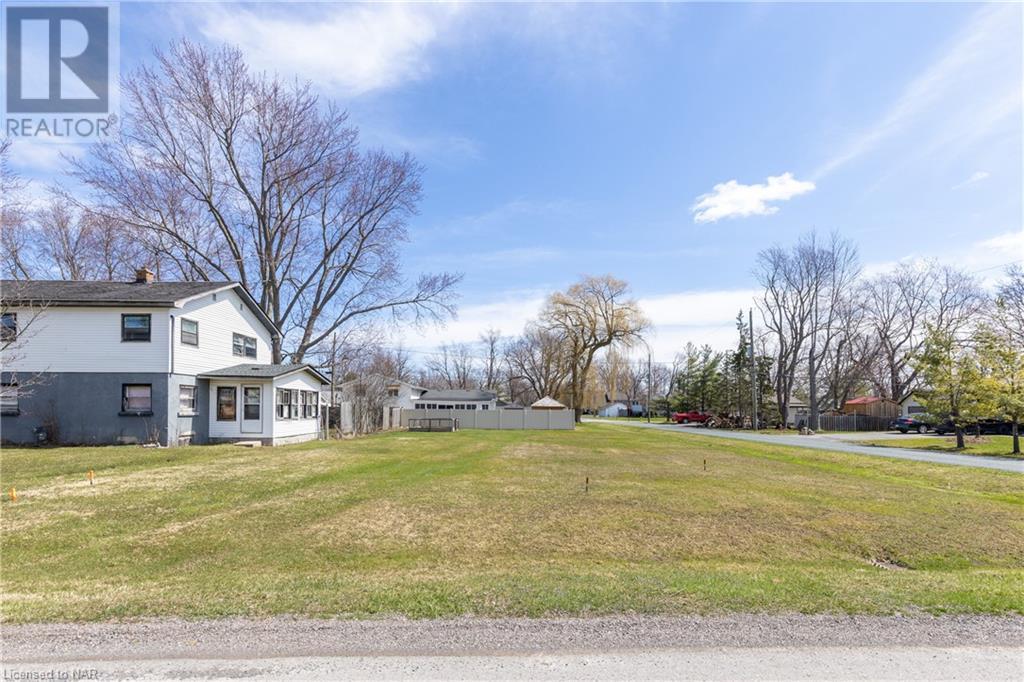 689 Buffalo Road N, Fort Erie, Ontario  L2A 5H1 - Photo 4 - 40399124