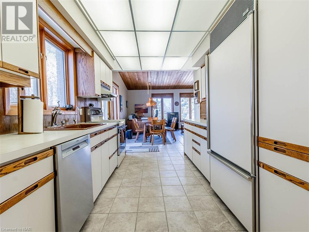 10201 Camelot Drive, Wainfleet, Ontario  L3K 5V4 - Photo 22 - 40392673