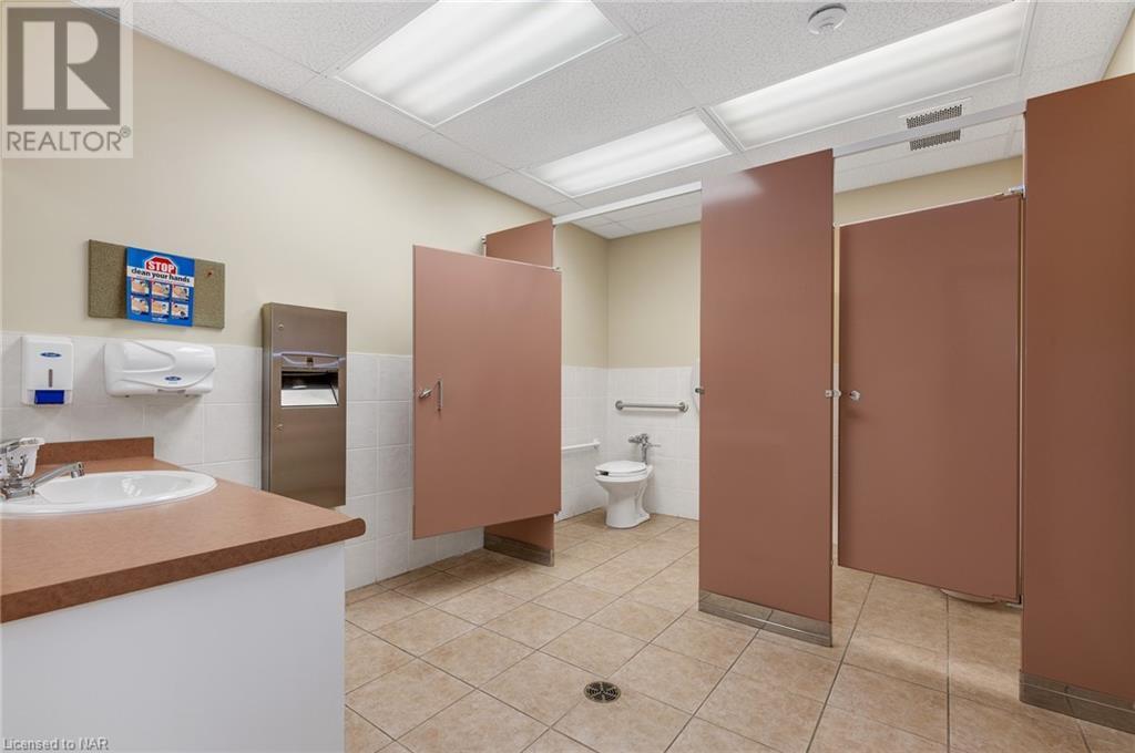 340 Elgin Street, Port Colborne, Ontario  L3K 6G9 - Photo 14 - 40416648