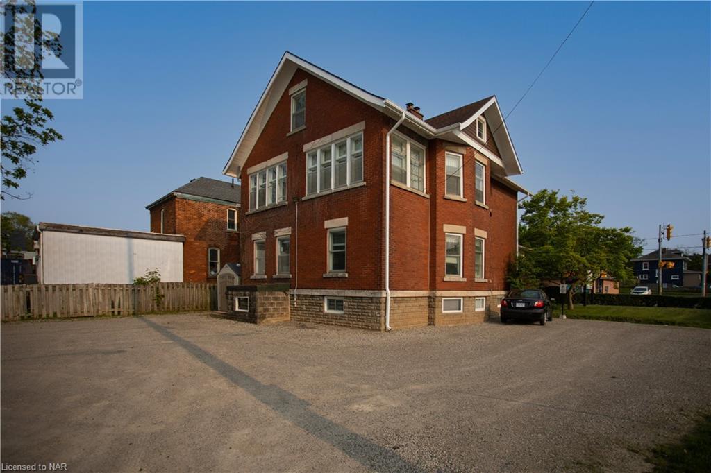 172 West Main Street, Welland, Ontario  L3C 5A2 - Photo 44 - 40400423