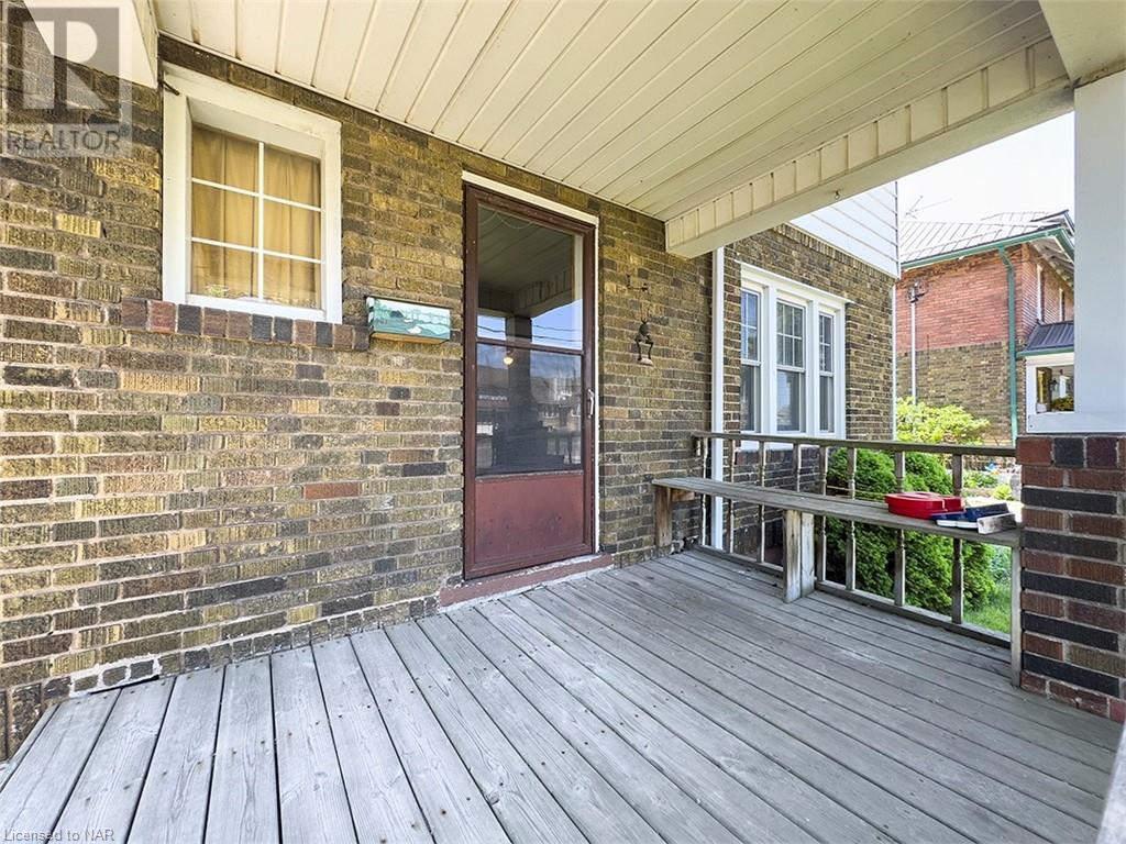 132 Delhi Street, Port Colborne, Ontario  L3K 3K9 - Photo 4 - 40426938