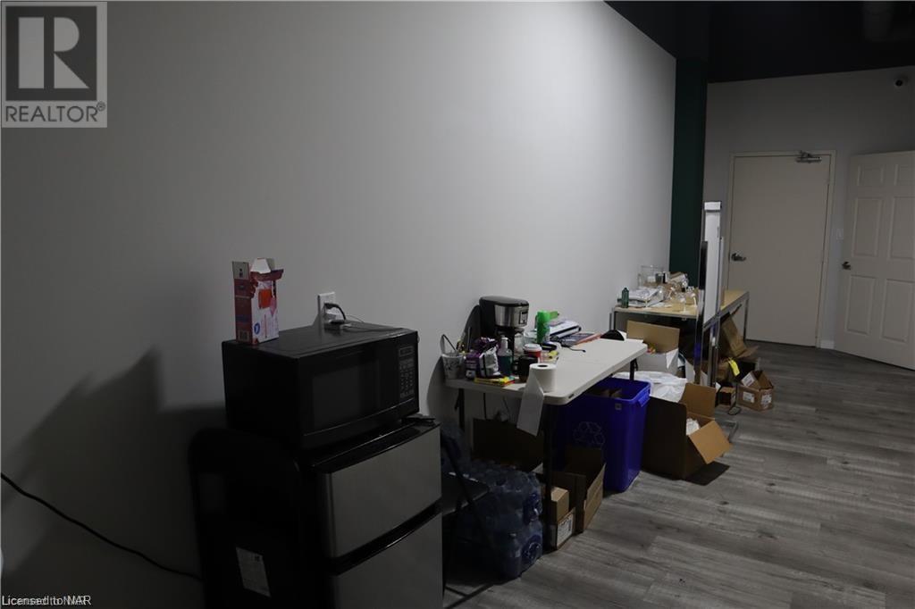 359 Carlton Street Unit# 9, St. Catharines, Ontario  L2N 1C2 - Photo 9 - 40433996