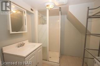 54 Lloyd Street, St. Catharines, Ontario  L2S 2N9 - Photo 8 - 40437304