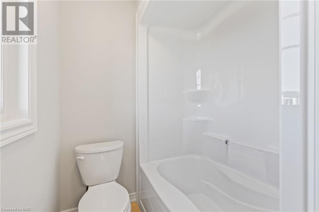7101 Parsa Street, Niagara Falls, Ontario  L2H 3T2 - Photo 28 - 40437977
