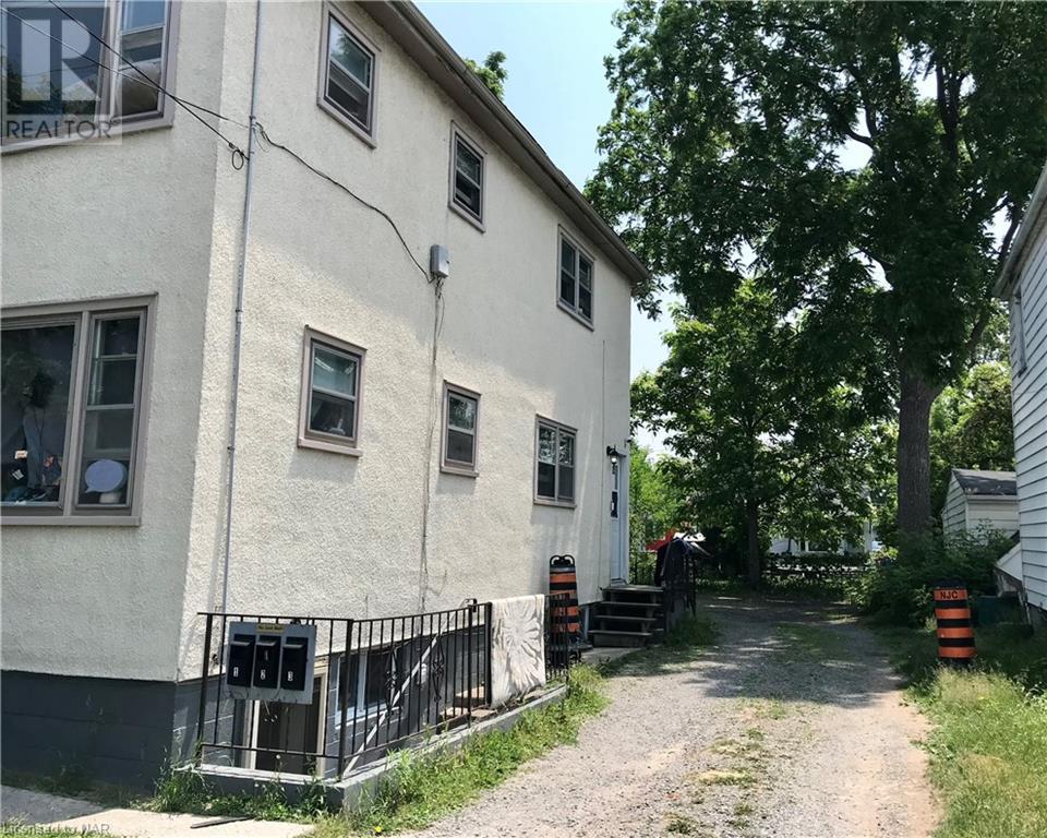 60 Carlton Street, St. Catharines, Ontario  L2R 1P8 - Photo 3 - 40440048