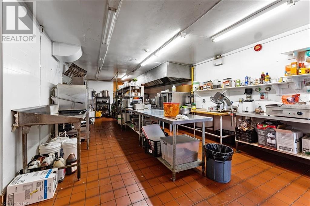 22 Academy Street, St. Catharines, Ontario  L2R 4Z6 - Photo 16 - 40441834
