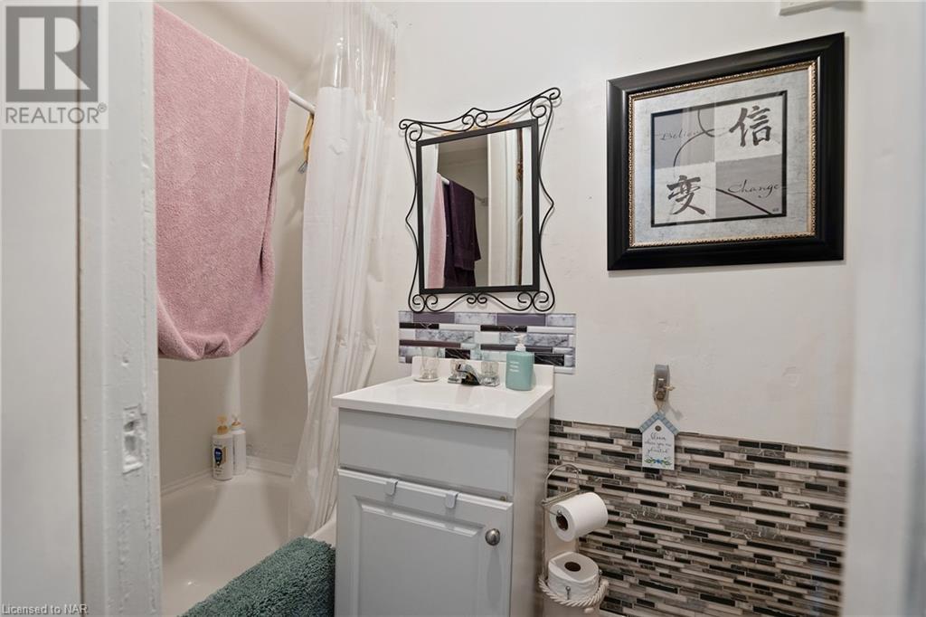 113 Maple Avenue, Welland, Ontario  L3C 5G2 - Photo 15 - 40440720
