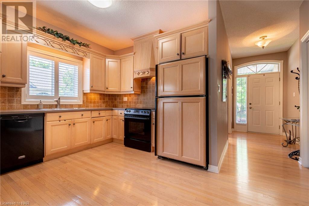5200 Dorchester Road Unit# 18, Niagara Falls, Ontario  L2E 7M6 - Photo 6 - 40449102