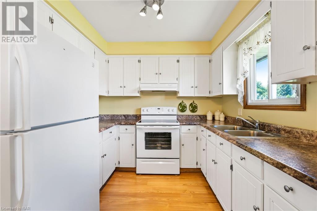 337 Barrick Road, Port Colborne, Ontario  L3K 4B6 - Photo 11 - 40453760