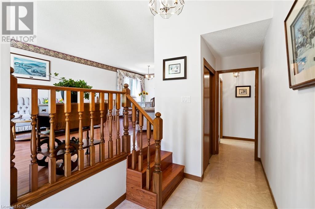 337 Barrick Road, Port Colborne, Ontario  L3K 4B6 - Photo 4 - 40453760