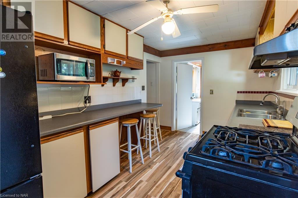 10558 Lakeshore Road W, Port Colborne, Ontario  L3K 5V4 - Photo 24 - 40452551