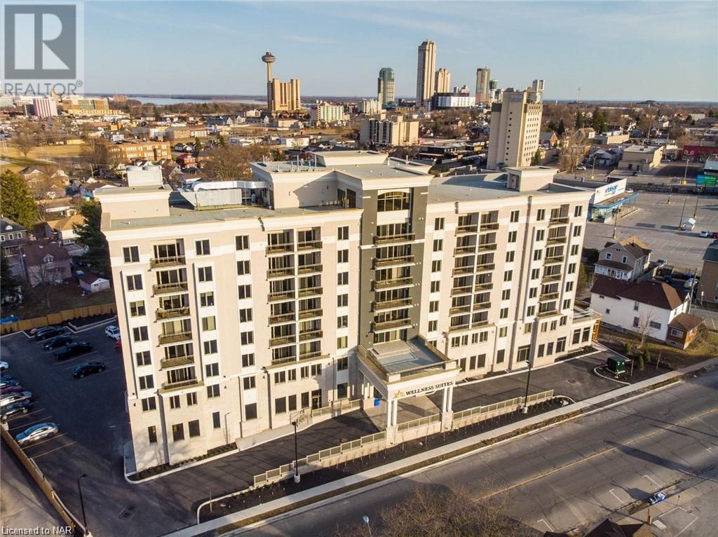 5698 MAIN Street Unit# 703, niagara falls, Ontario