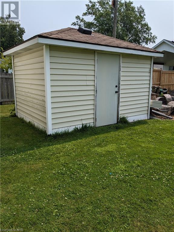 258 Beechwood Avenue, Fort Erie, Ontario  L0S 1B0 - Photo 9 - 40455514