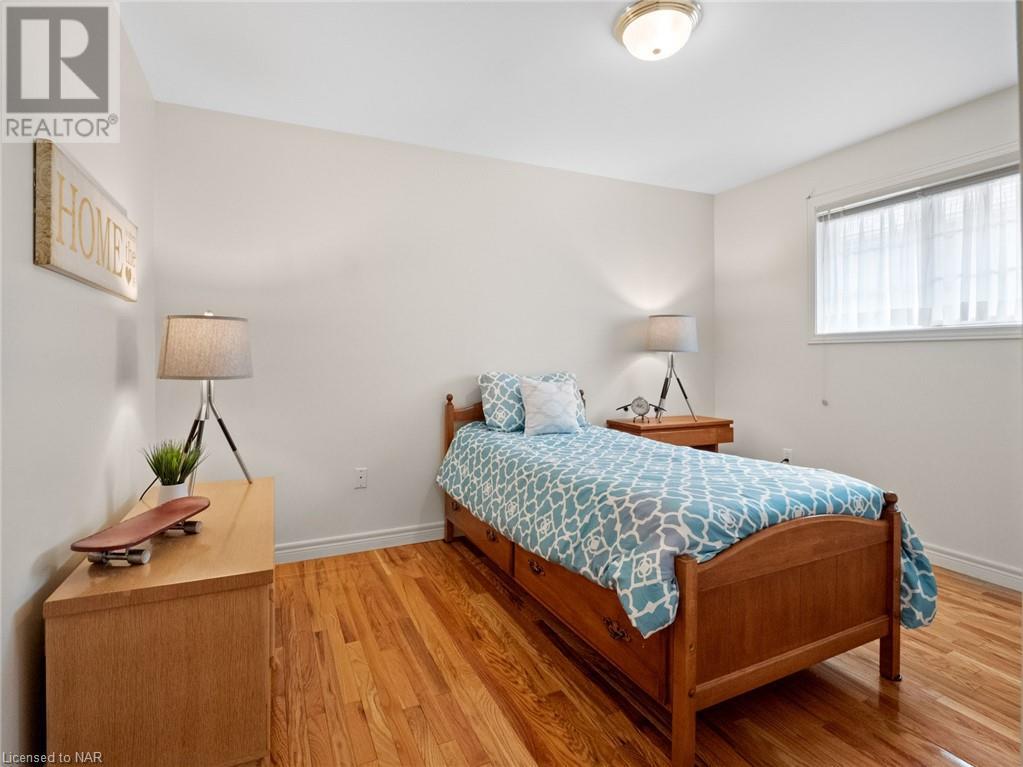 7641 Cameron Court, Niagara Falls, Ontario  L2H 3G9 - Photo 19 - 40454740