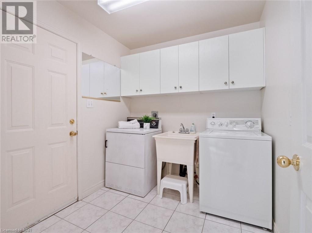 7641 Cameron Court, Niagara Falls, Ontario  L2H 3G9 - Photo 20 - 40454740