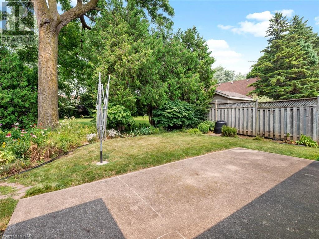 7641 Cameron Court, Niagara Falls, Ontario  L2H 3G9 - Photo 30 - 40454740