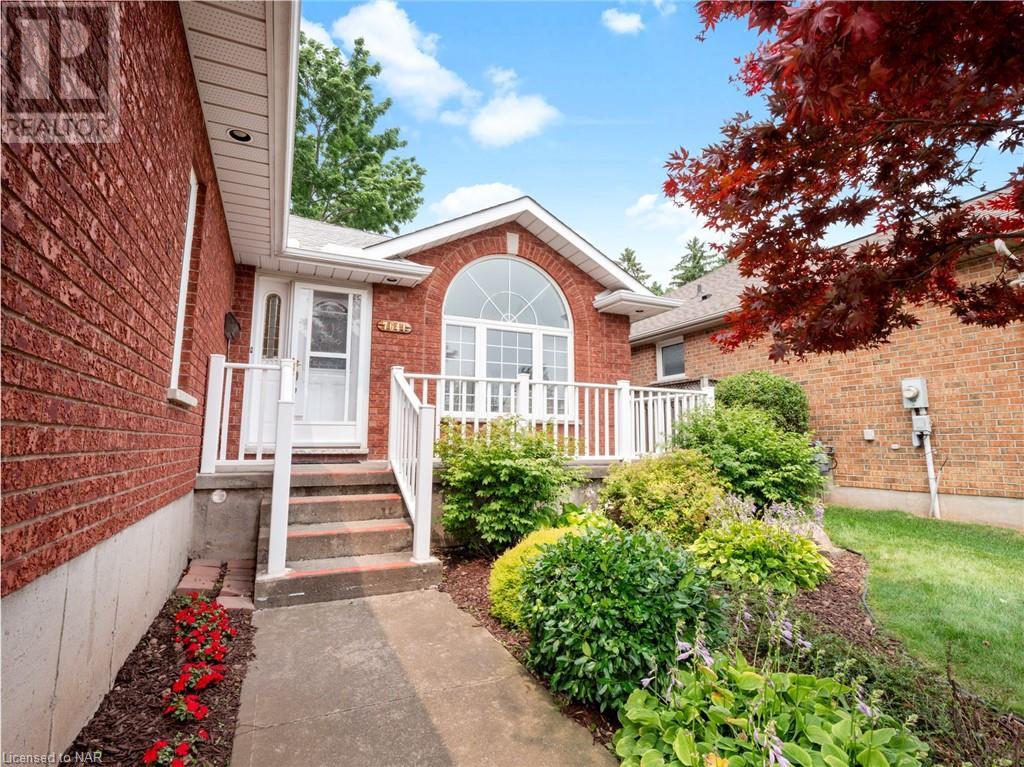 7641 Cameron Court, Niagara Falls, Ontario  L2H 3G9 - Photo 4 - 40454740