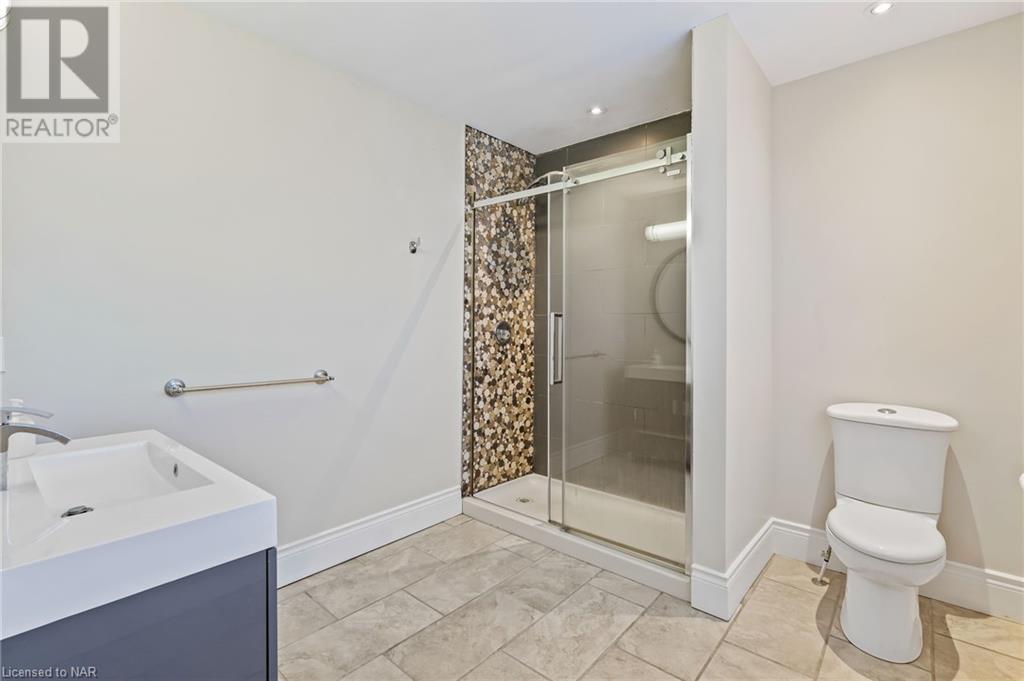 9 Regina Avenue, St. Catharines, Ontario  L2M 3G5 - Photo 13 - 40451179