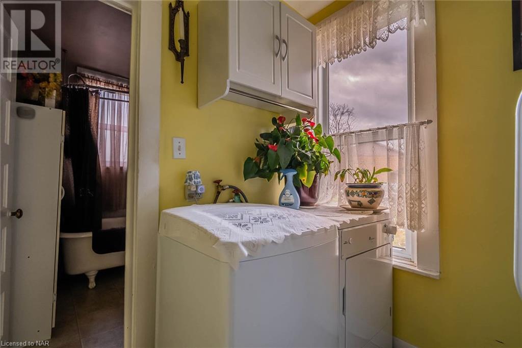 725 King Street, Port Colborne, Ontario  L3K 4J1 - Photo 12 - 40459970