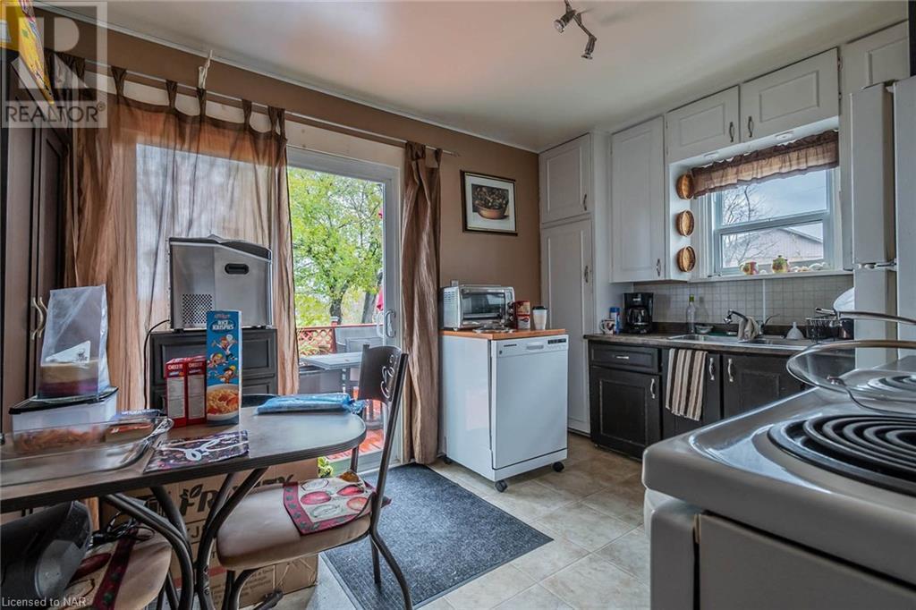 725 King Street, Port Colborne, Ontario  L3K 4J1 - Photo 15 - 40459970