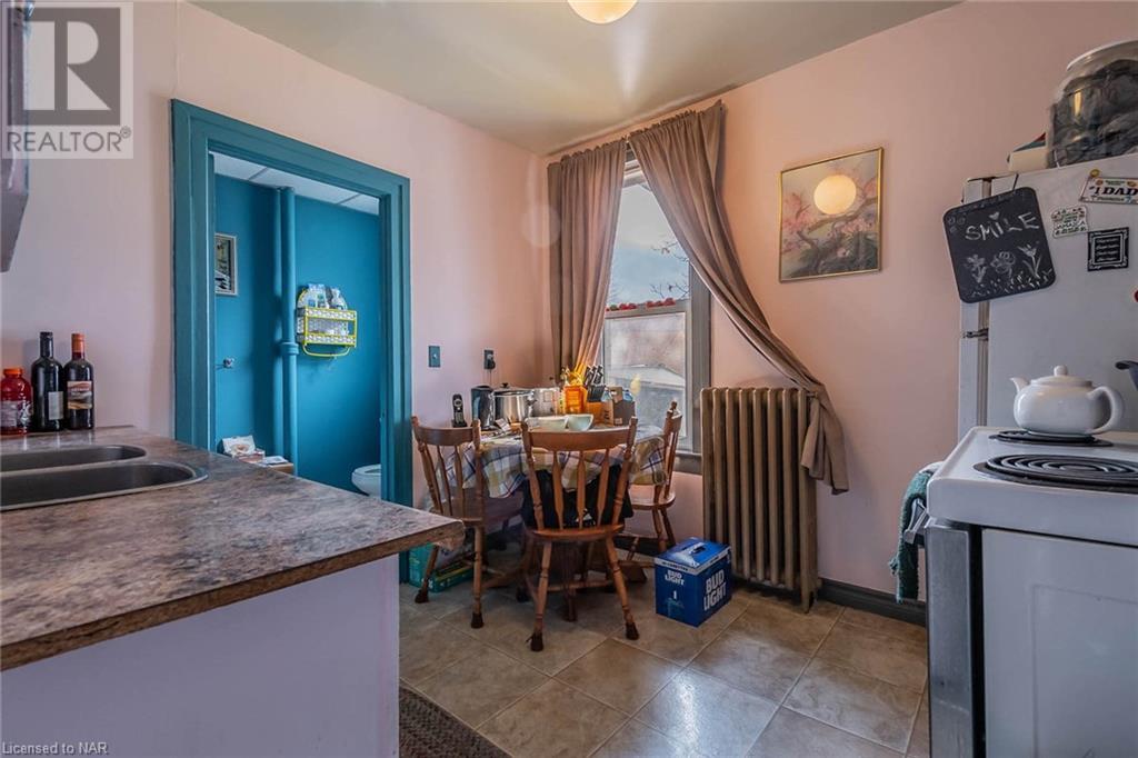 725 King Street, Port Colborne, Ontario  L3K 4J1 - Photo 4 - 40459970