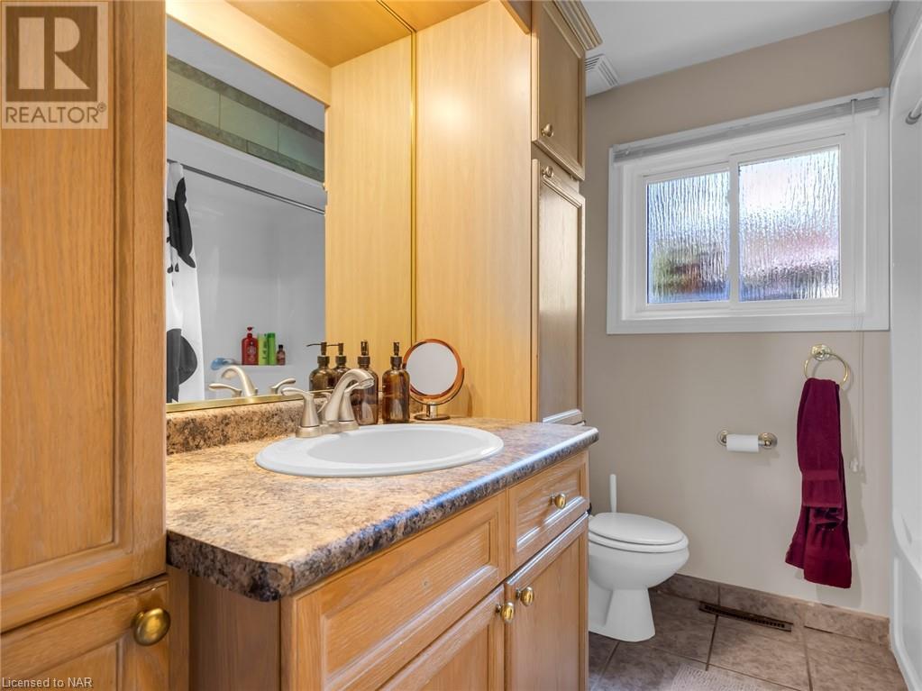 1a Donahugh Drive, Fonthill, Ontario  L0S 1E2 - Photo 10 - 40460075