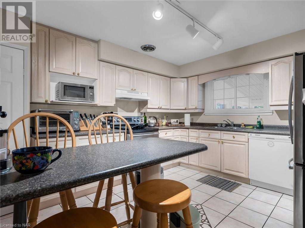 1a Donahugh Drive, Fonthill, Ontario  L0S 1E2 - Photo 7 - 40460075