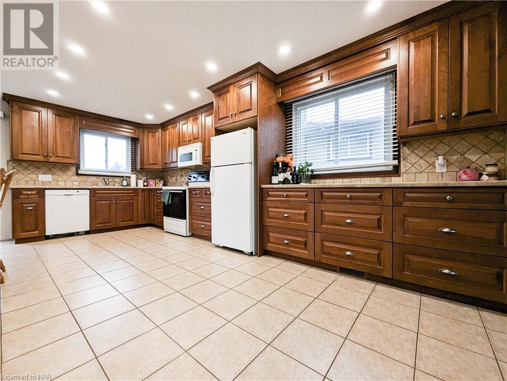 6797 Corwin Crescent, Niagara Falls, Ontario  L2G 2M8 - Photo 10 - 40460850