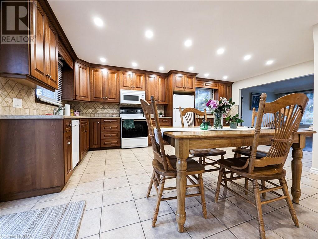 6797 Corwin Crescent, Niagara Falls, Ontario  L2G 2M8 - Photo 9 - 40460850