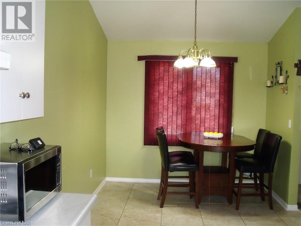 976 Colette Road, Fort Erie, Ontario  L2A 6G9 - Photo 8 - 40461538