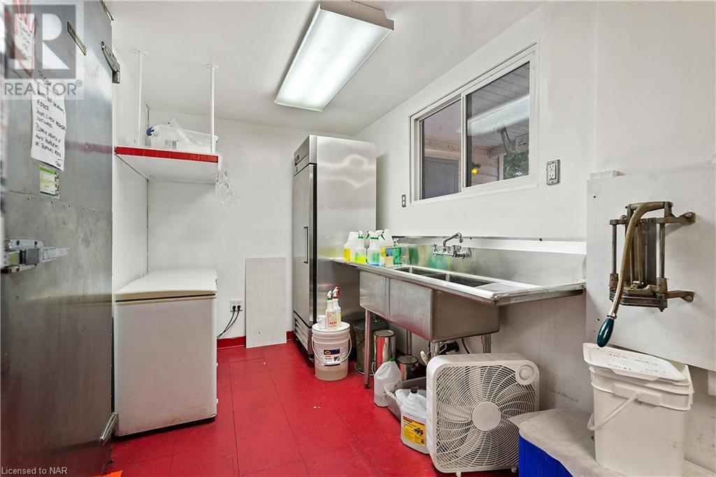 3879 Rebstock Road, Crystal Beach, Ontario  L0S 1B0 - Photo 27 - 40462233