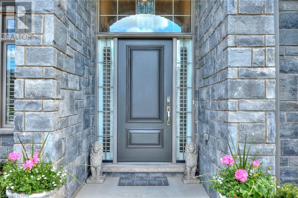 20 Joyce Crescent, Fonthill, Ontario  L0S 1E5 - Photo 2 - 40464681