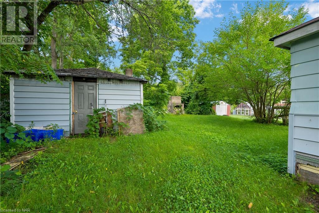 2921 Portage Road, Niagara Falls, Ontario  L2J 2J6 - Photo 3 - 40466009