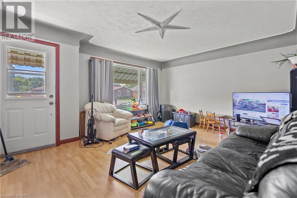 5891 Church's Lane, Niagara Falls, Ontario  L2J 1Y9 - Photo 3 - 40466048
