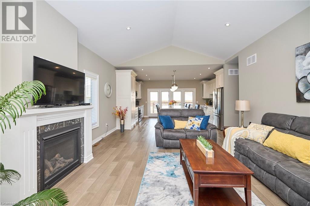 3 Delicious Court, Thorold, Ontario  L2V 0B8 - Photo 5 - 40466191