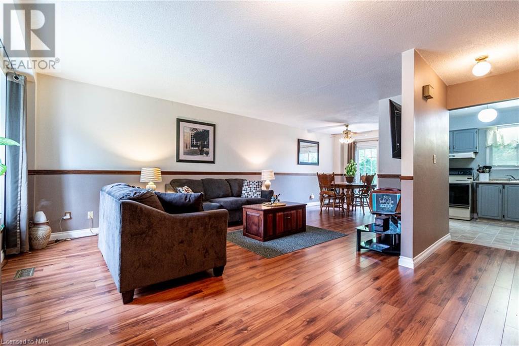 4207 Briarwood Avenue, Niagara Falls, Ontario  L2E 6Z1 - Photo 5 - 40468046