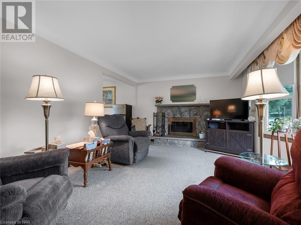 21 Mccoll Drive, Welland, Ontario  L3C 3L6 - Photo 5 - 40469537