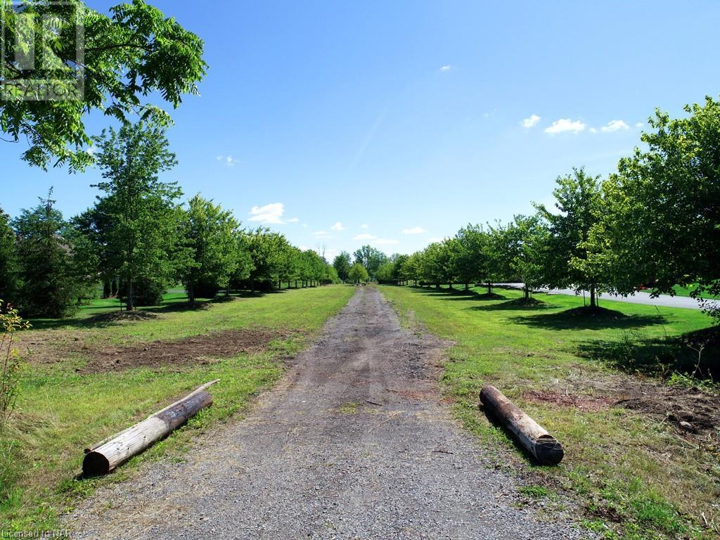 0-6101 Rosehill Road, Fort Erie, Ontario  L2A 5M4 - Photo 2 - 40470003
