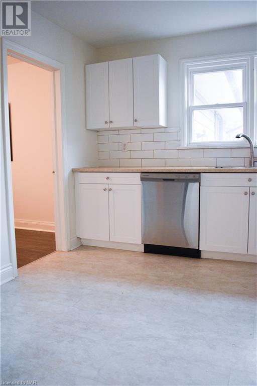 2 Thorndale Avenue, St. Catharines, Ontario  L2R 6A3 - Photo 21 - 40467925