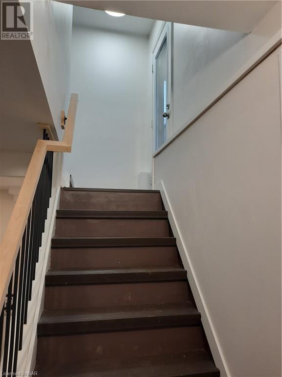 2 Thorndale Avenue, St. Catharines, Ontario  L2R 6A3 - Photo 31 - 40467925