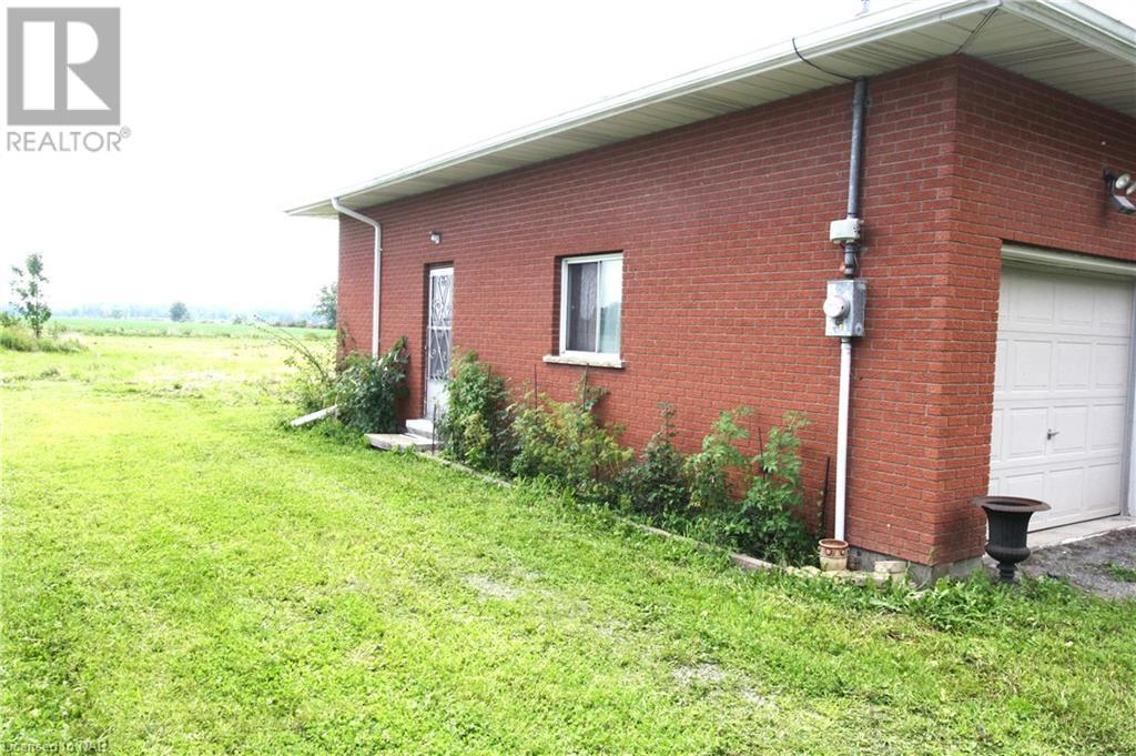 40361 Forks Road W, Wainfleet, Ontario  L0S 1V0 - Photo 3 - 40469169