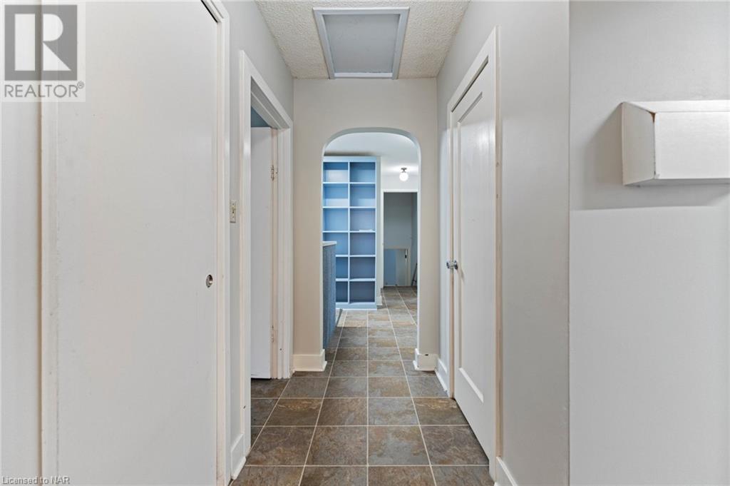 249 Carlton Street, St. Catharines, Ontario  L2N 1B6 - Photo 23 - 40470333