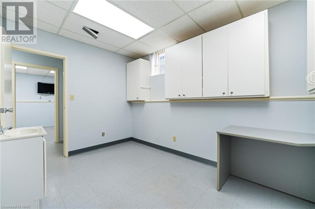 249 Carlton Street, St. Catharines, Ontario  L2N 1B6 - Photo 31 - 40470333