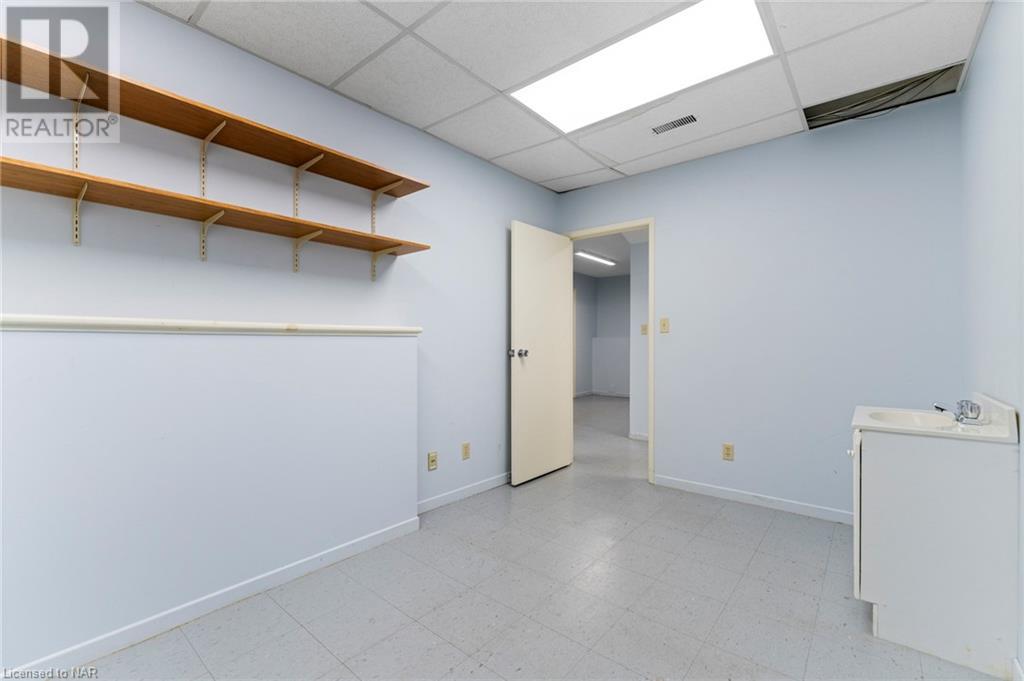 249 Carlton Street, St. Catharines, Ontario  L2N 1B6 - Photo 34 - 40470333