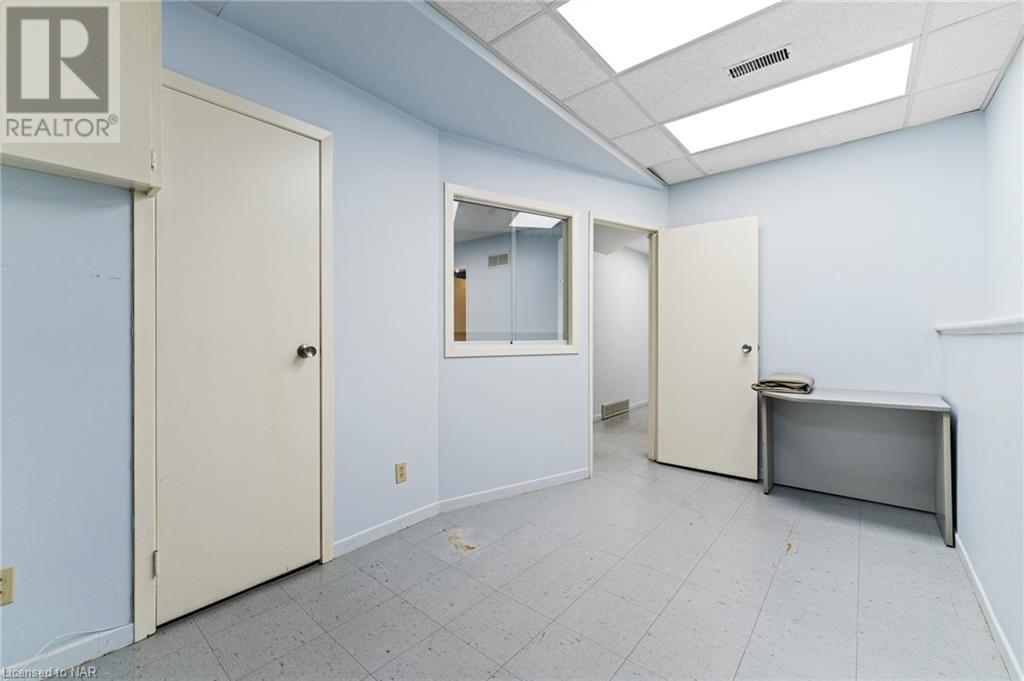 249 Carlton Street, St. Catharines, Ontario  L2N 1B6 - Photo 37 - 40470333