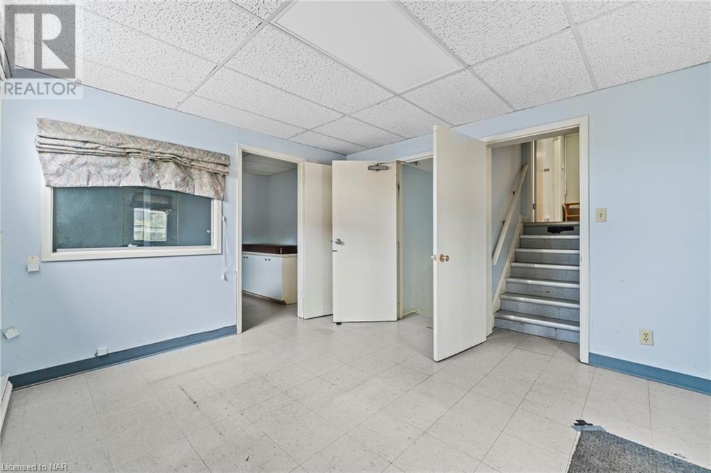 249 Carlton Street, St. Catharines, Ontario  L2N 1B6 - Photo 44 - 40470333