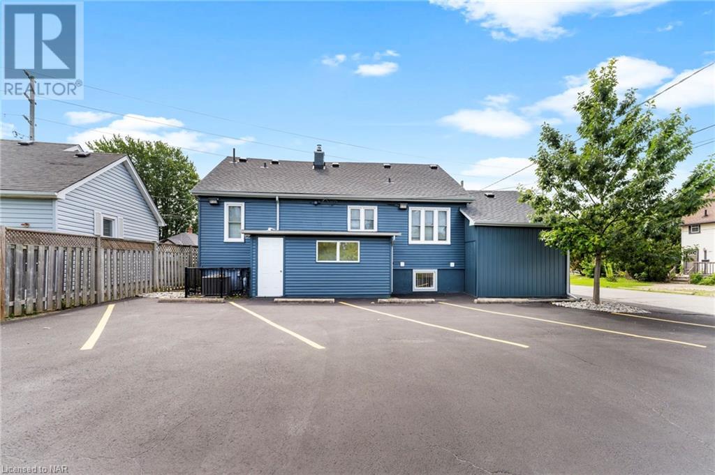 249 Carlton Street, St. Catharines, Ontario  L2N 1B6 - Photo 5 - 40470333