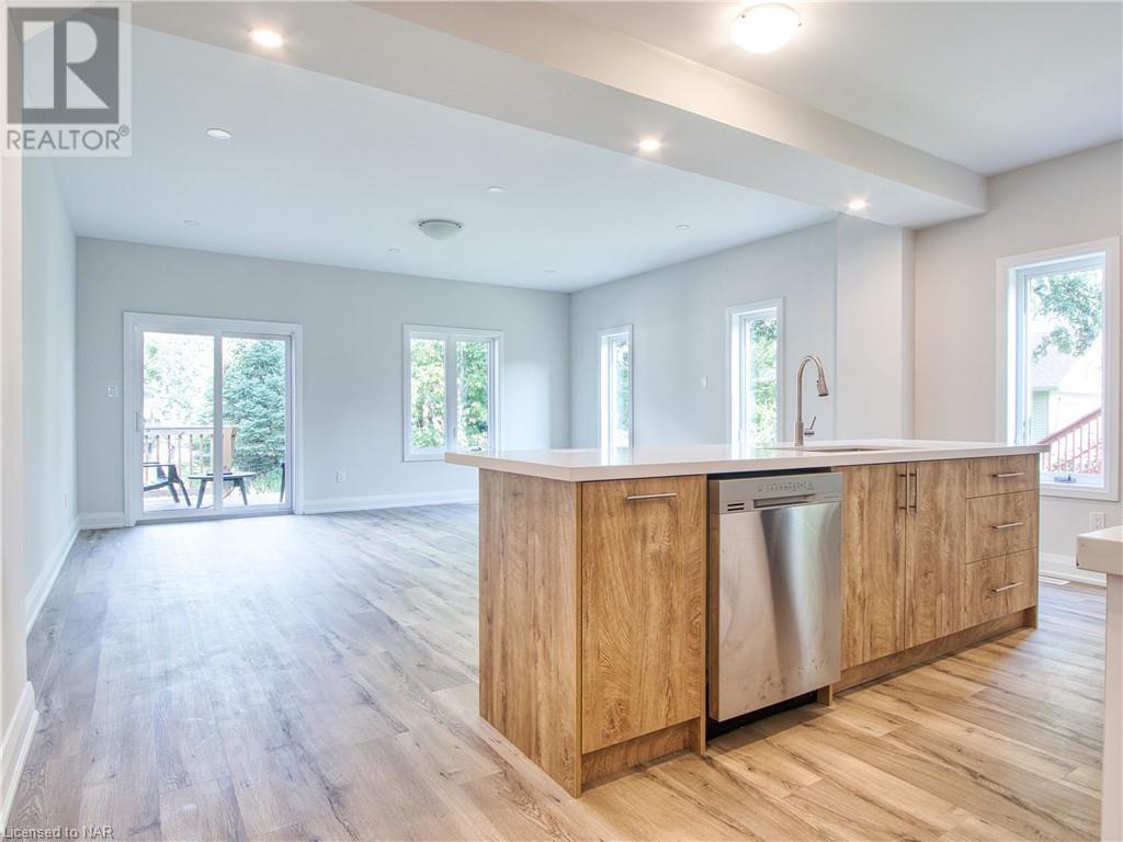 13 Valley Road Unit# 4, St. Catharines, Ontario  L2S 1Y7 - Photo 4 - 40469177